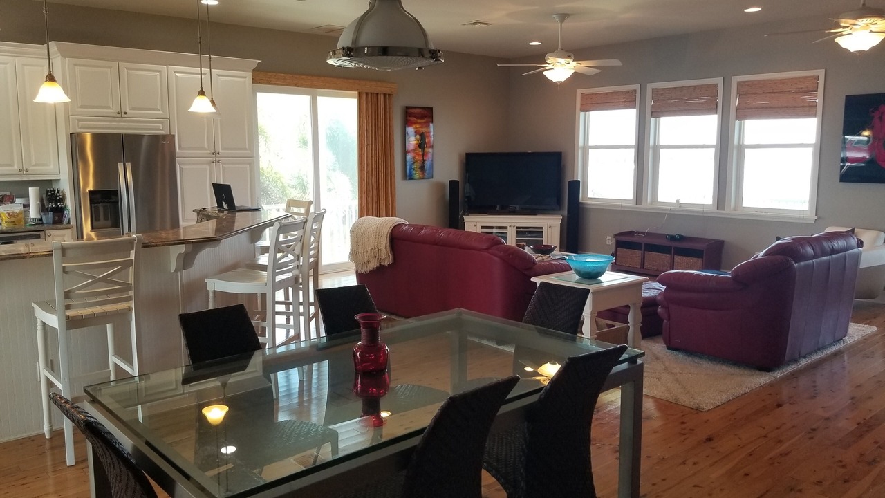 Photo of Bedroom in Bokeelia