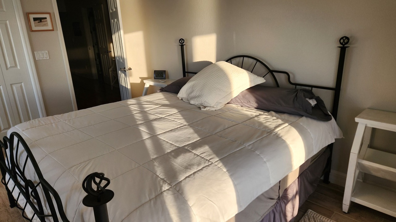 Photo of Bedroom in Bokeelia