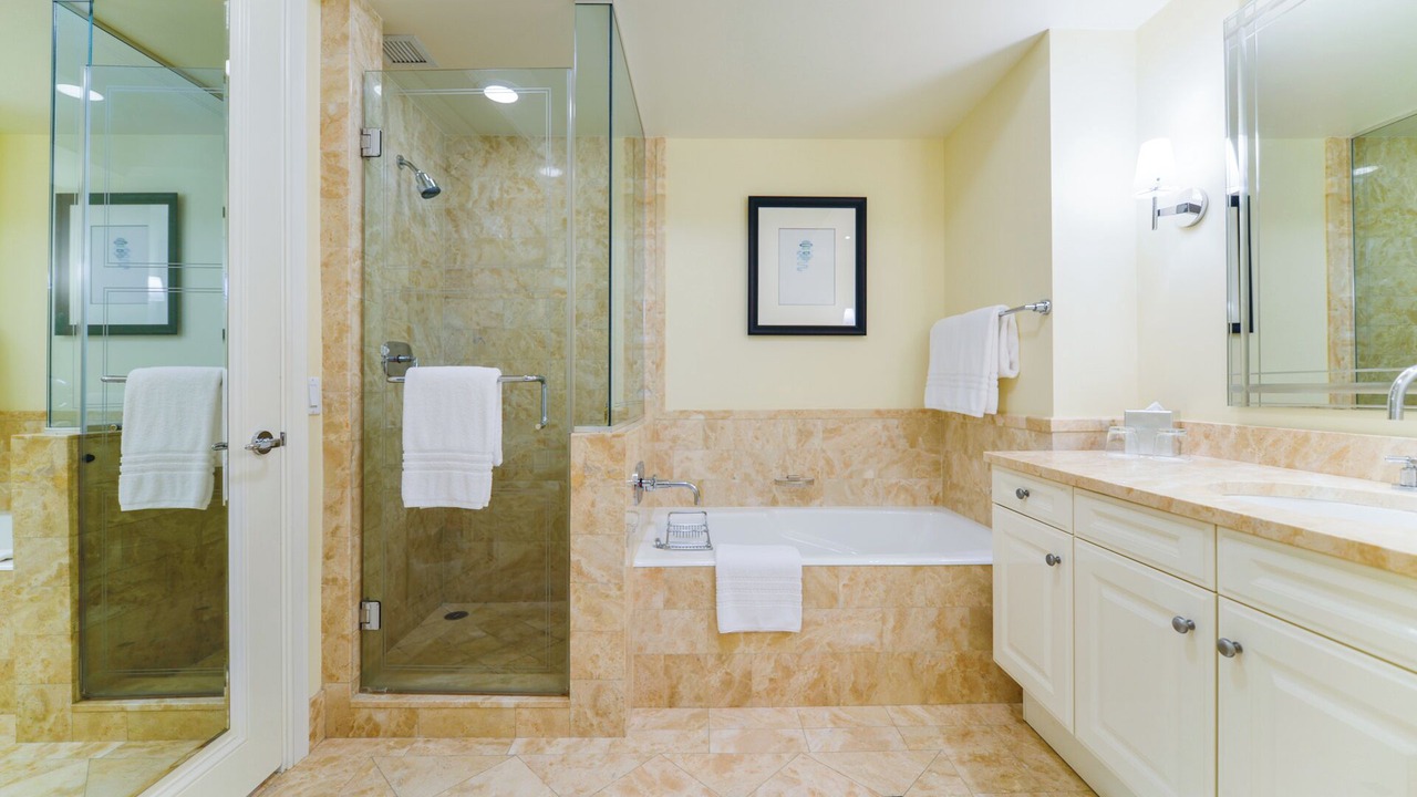 Photo of Bathroom in Brickell