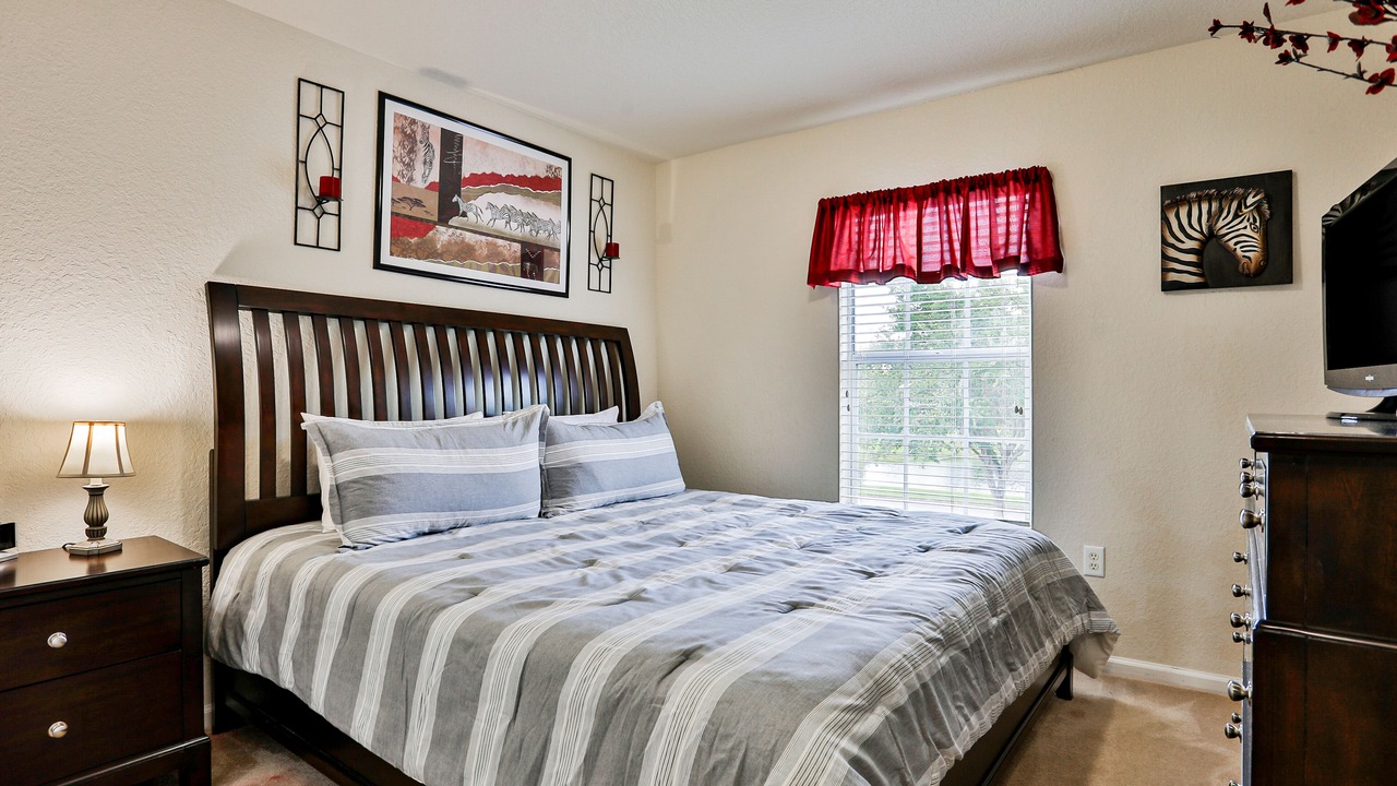 Photo of Bedroom in Trafalgar Village
