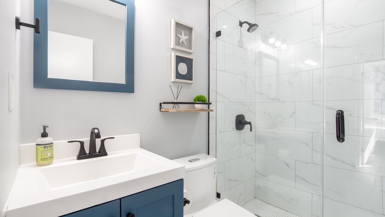 Photo of Bathroom in Hallandale Beach