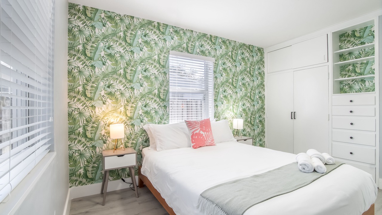 Photo of Bedroom in Hallandale Beach
