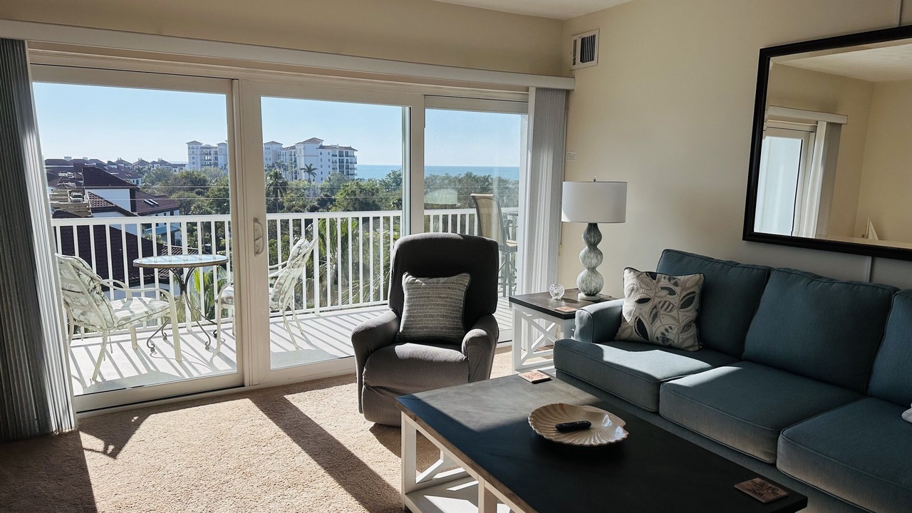 Photo of Livingroom in Isles of Capri