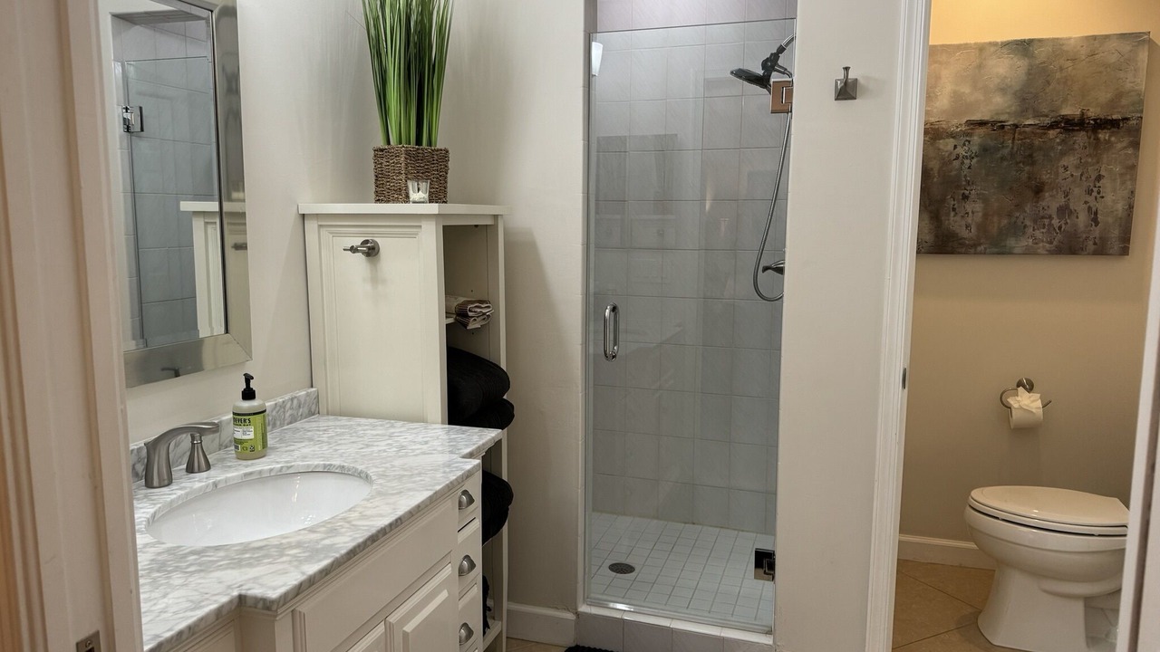 Photo of Bathroom in Naples