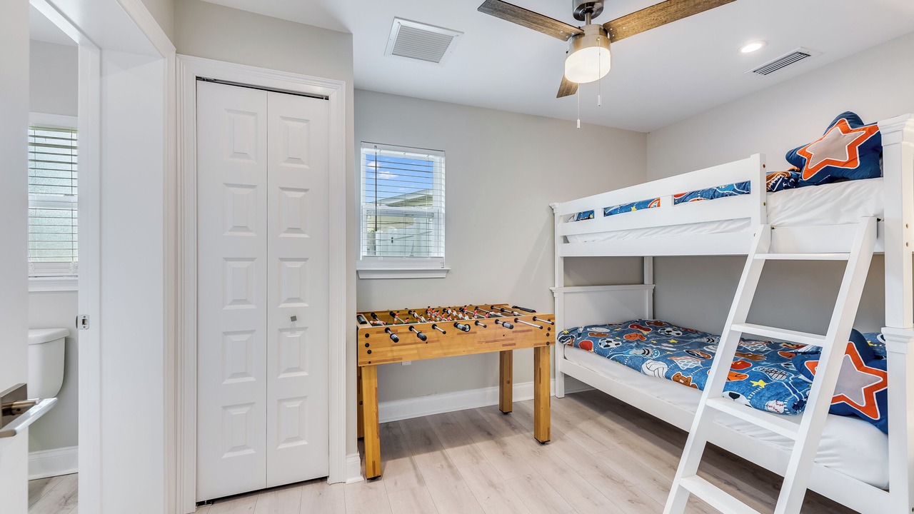 Photo of Bedroom in Seacoast Shores