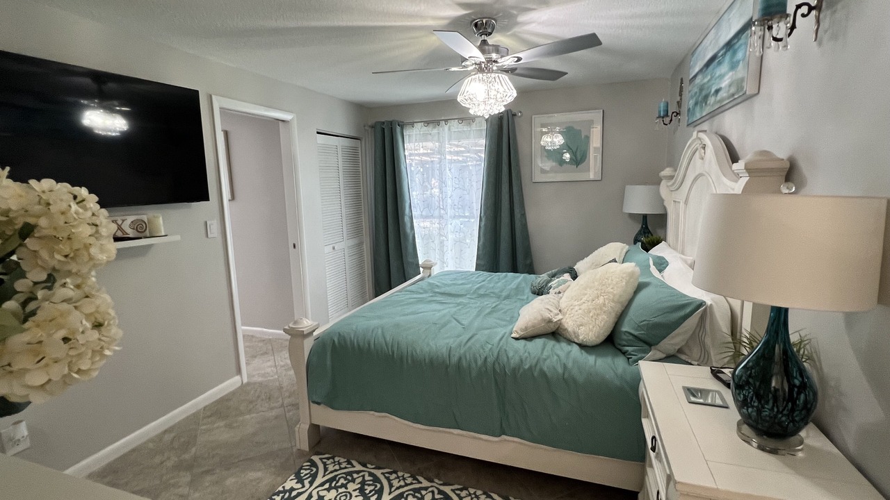 Photo of Livingroom in Palm Valley