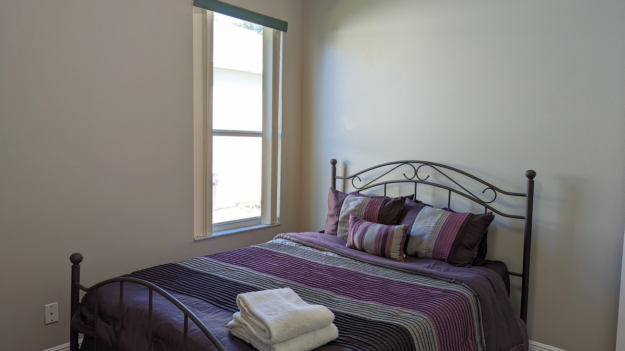 Photo of Bedroom in River Pointe