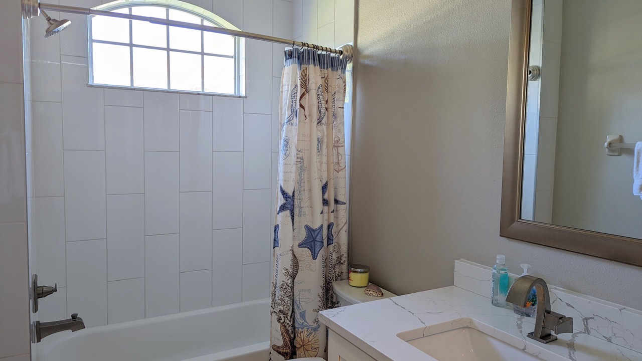 Photo of Bathroom in River Pointe