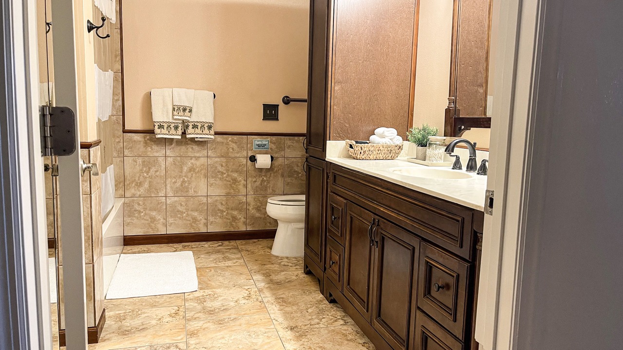 Photo of Bathroom in Putnam Hall