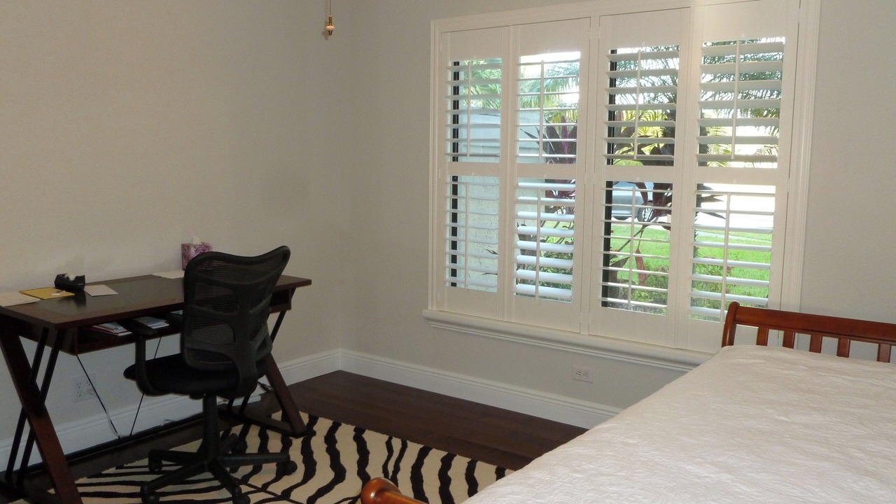 Photo of Bedroom in Greenview Shores