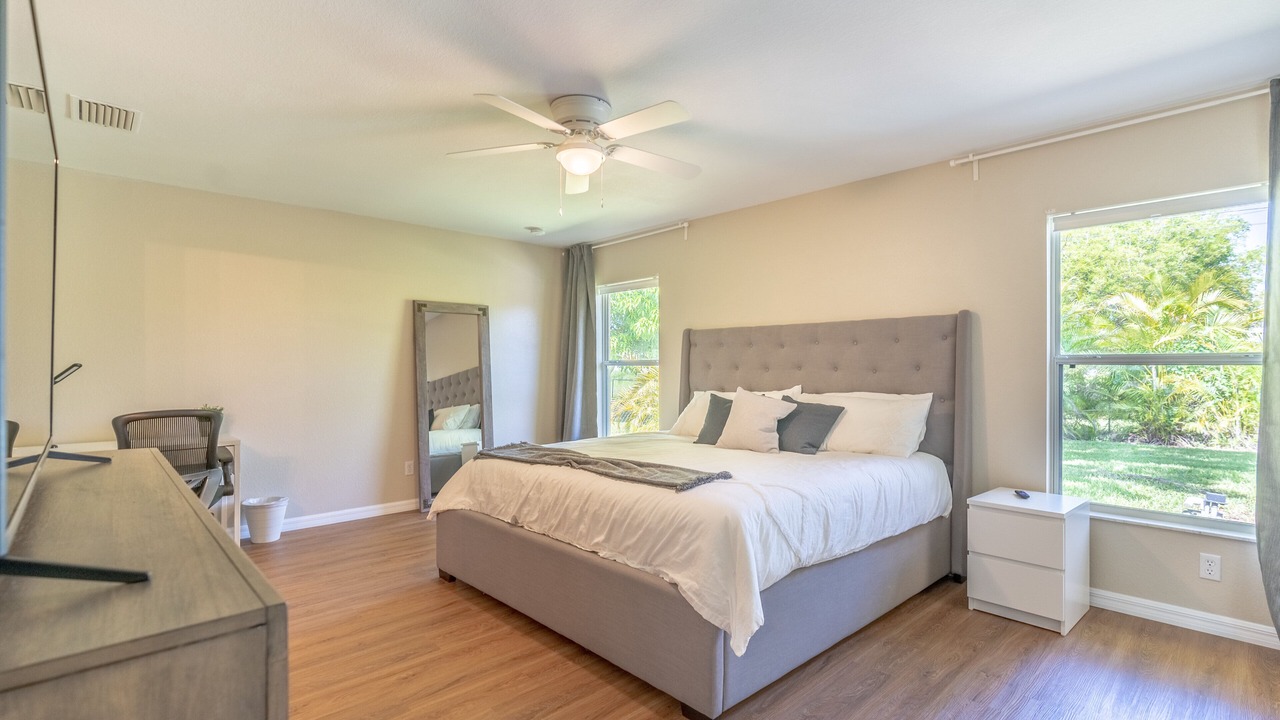 Photo of Bedroom in Diplomat