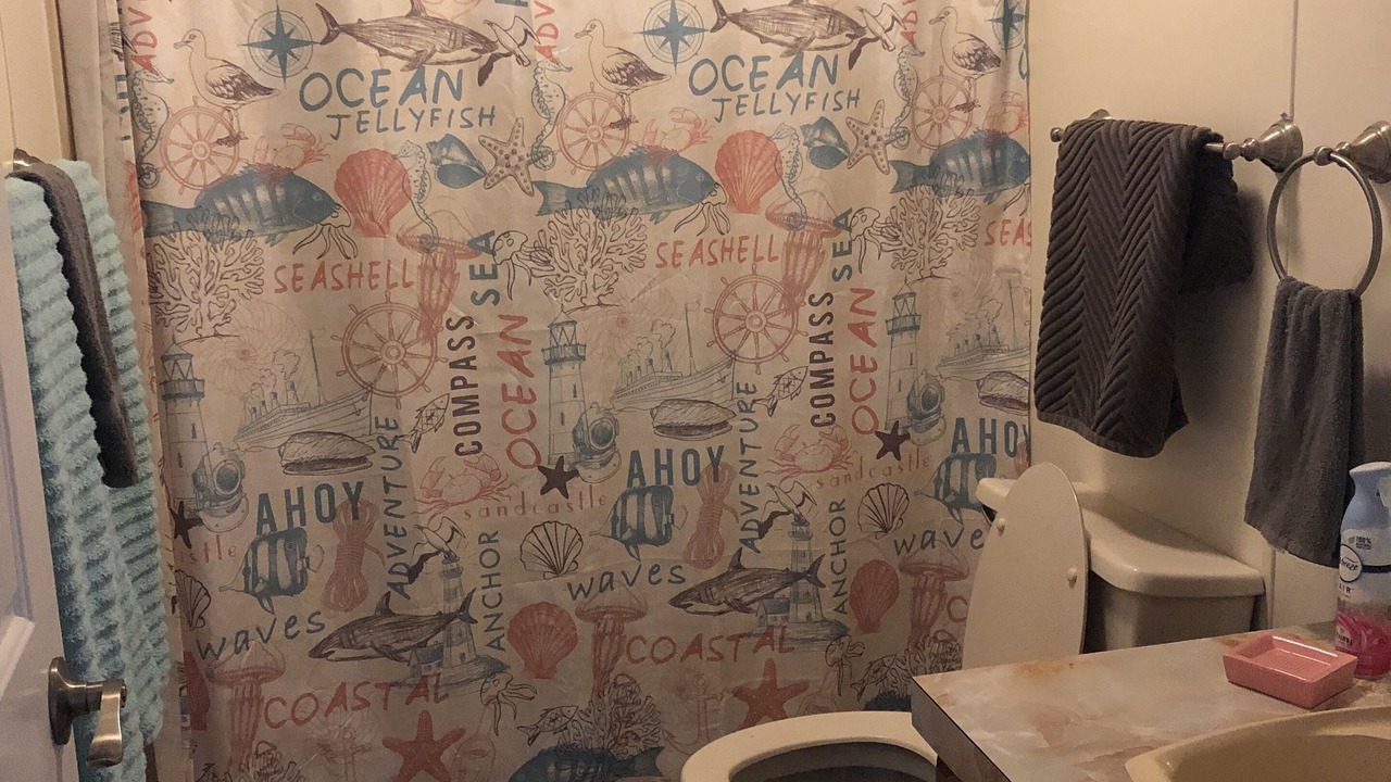 Photo of Bathroom in Garden City