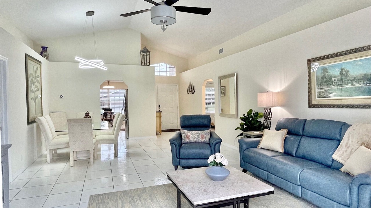 Photo of Livingroom in North Palm Beach Heights