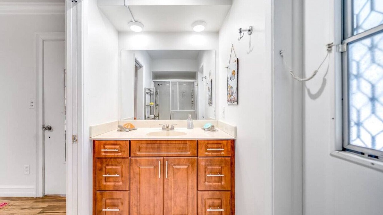 Photo of Bathroom in Cypress Lakes