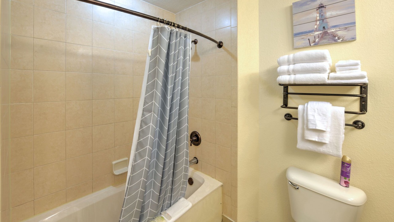 Photo of Bathroom in Ortona Park
