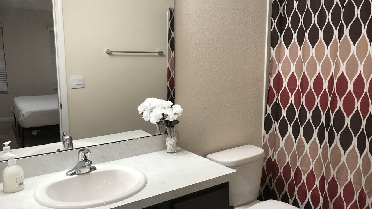 Photo of Bathroom in Baymeadows