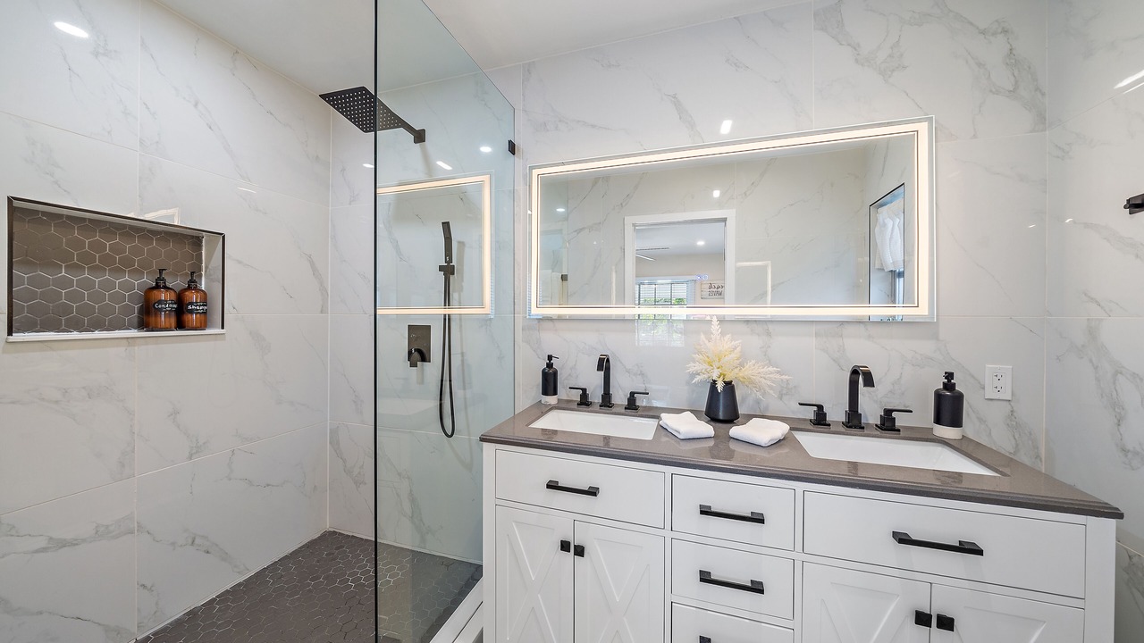 Photo of Bathroom in Long Meadow