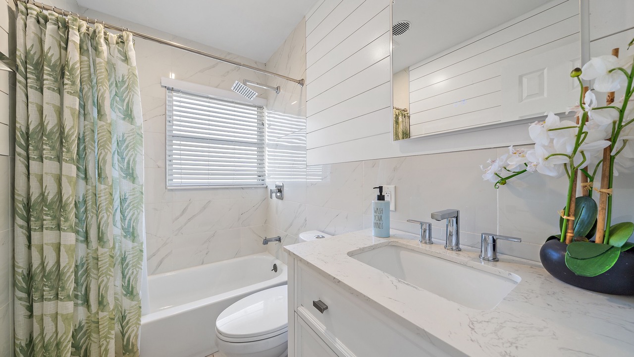 Photo of Bathroom in Long Meadow