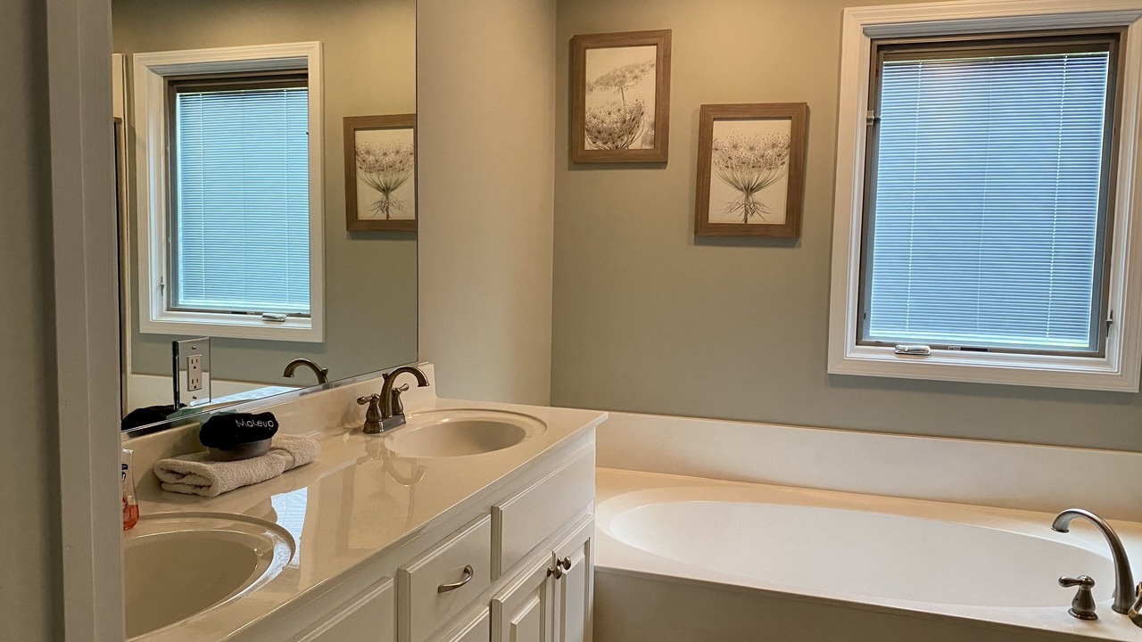 Photo of Bathroom in Leesville