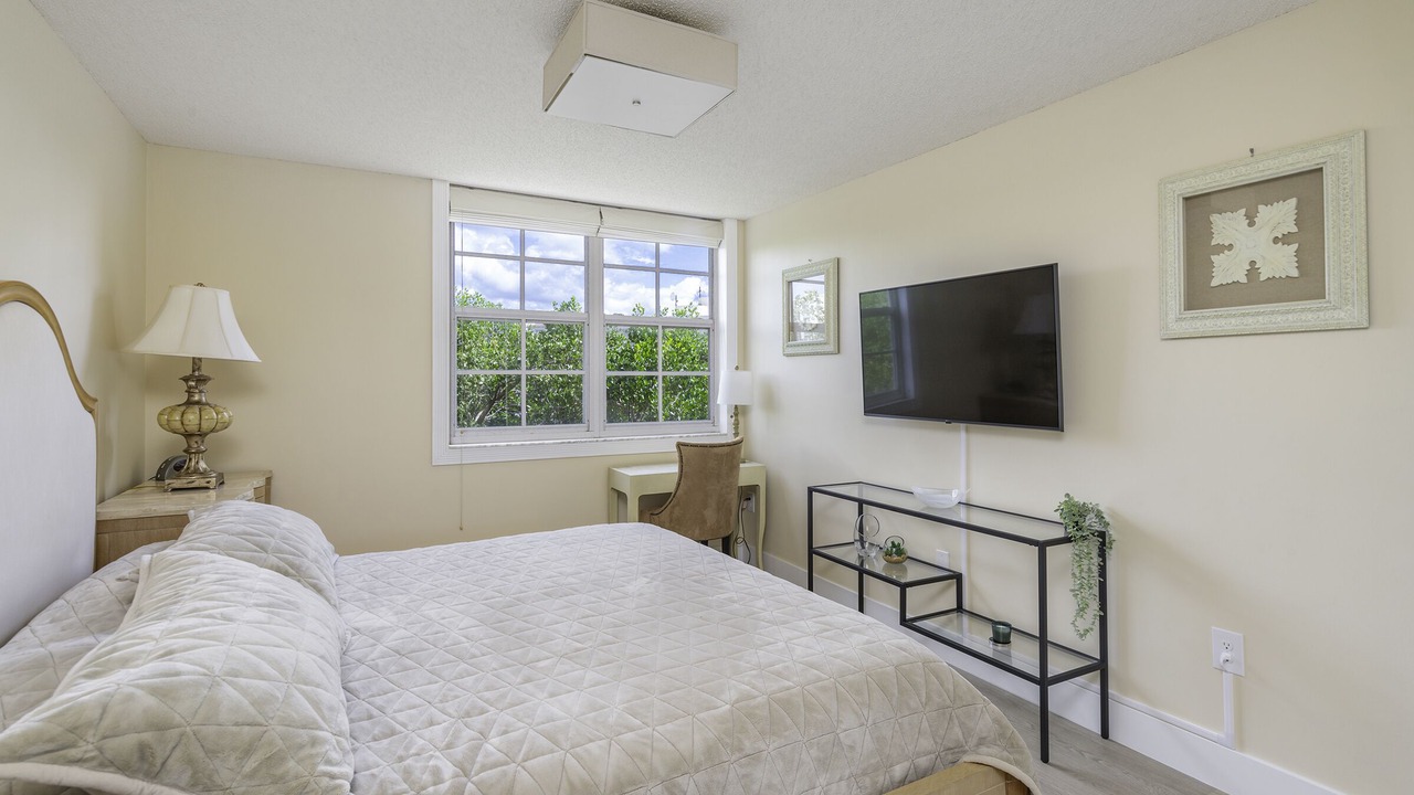 Photo of Bedroom in Aventura