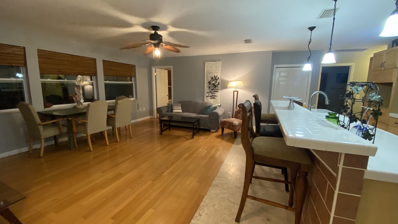 Photo of Livingroom in Horton Shores