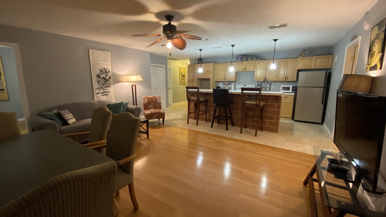 Photo of Livingroom in Horton Shores