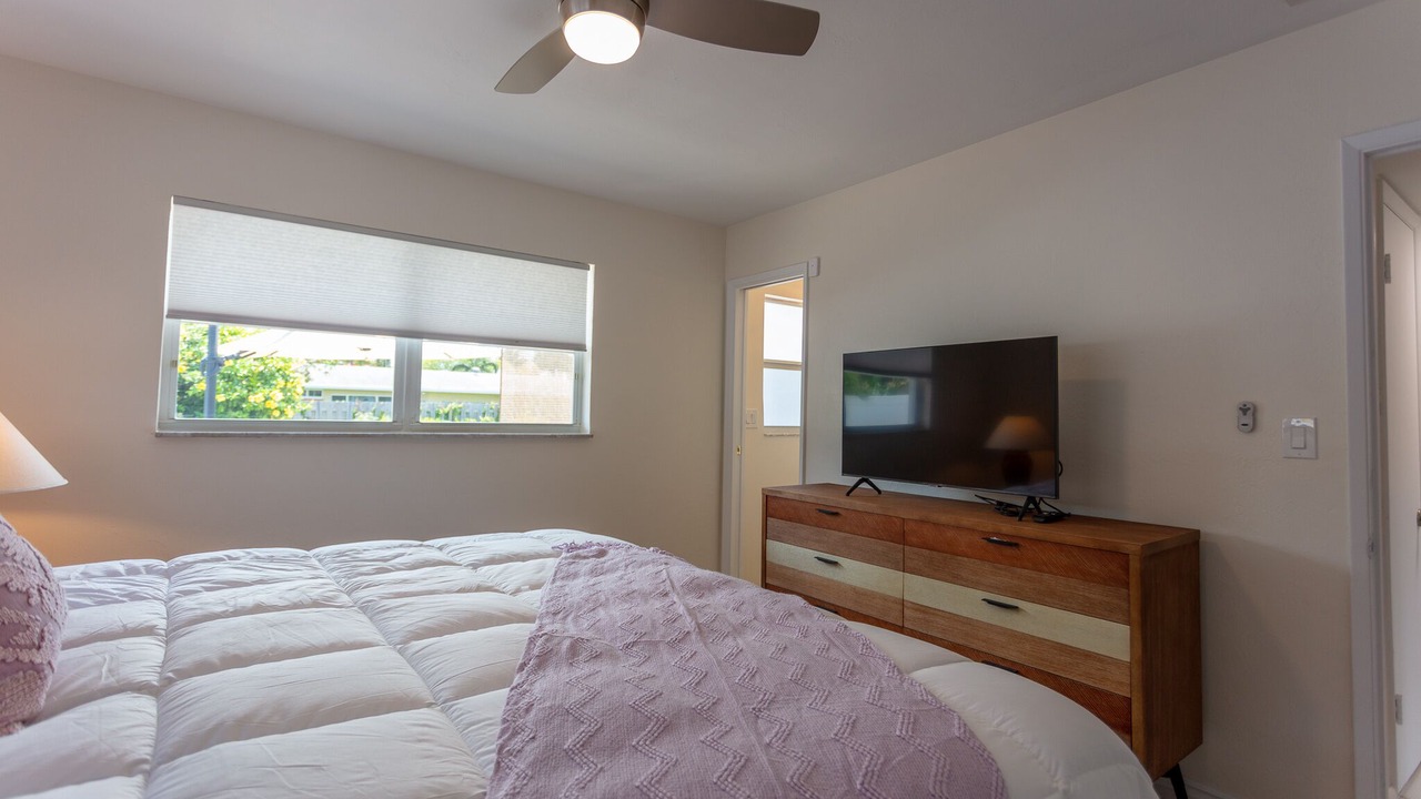 Photo of Bedroom in Deerfield Beach