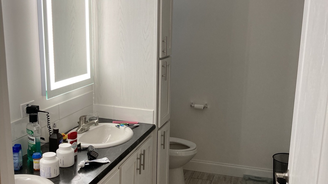 Photo of Bathroom in Naples