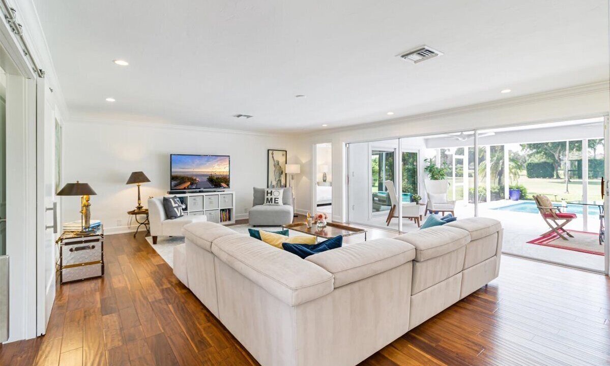 Photo of Livingroom in Moorings