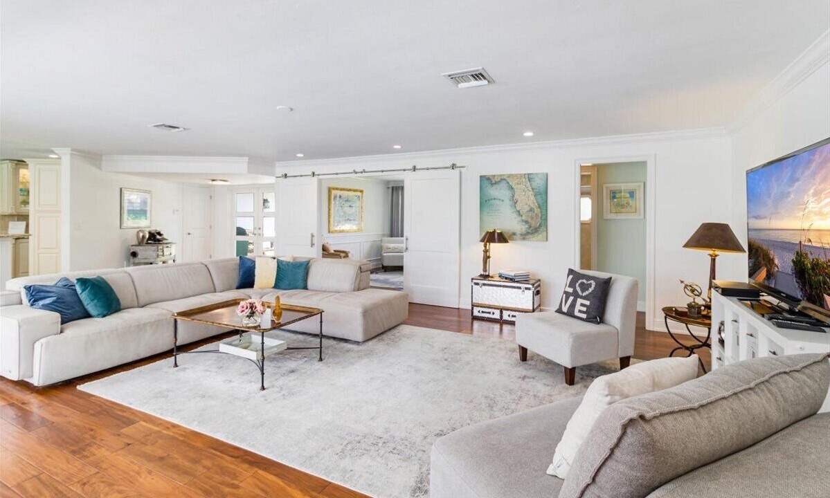 Photo of Livingroom in Moorings