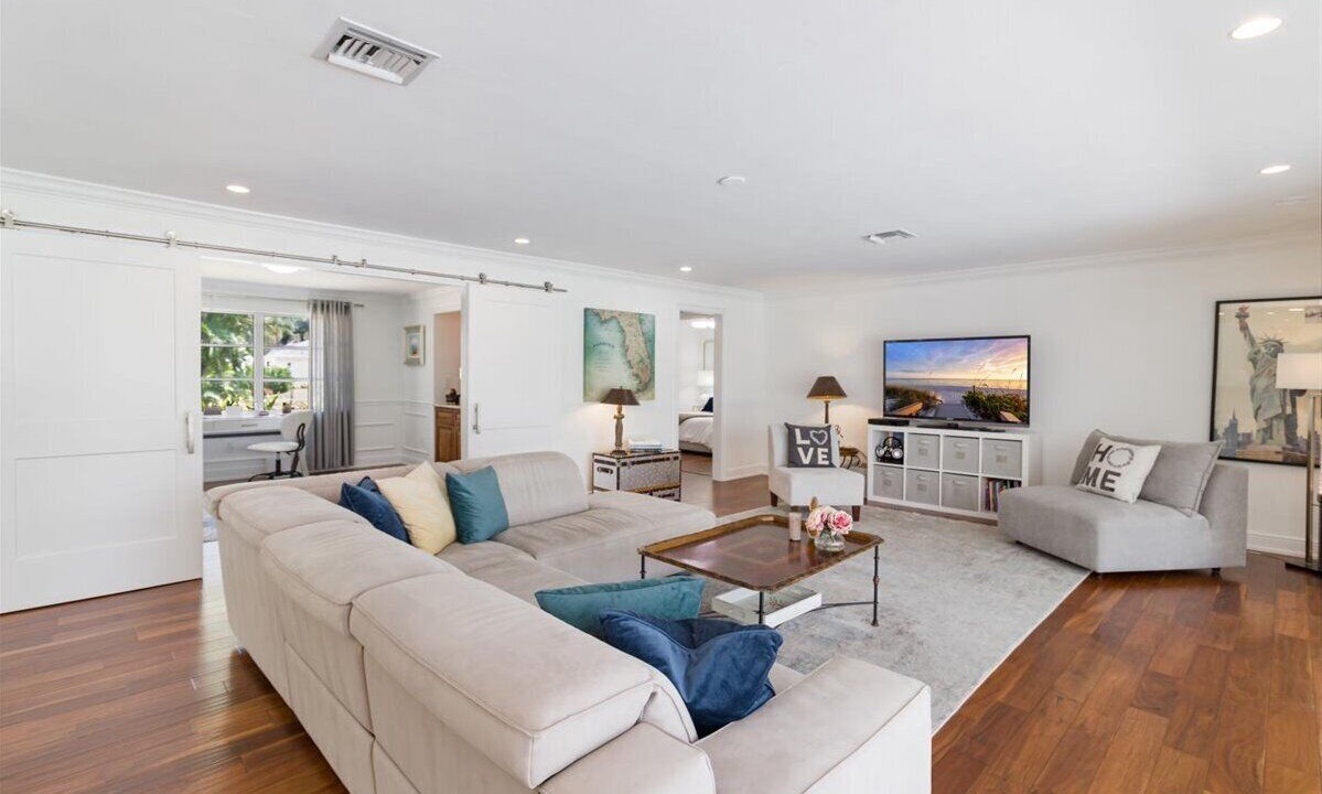 Photo of Livingroom in Moorings