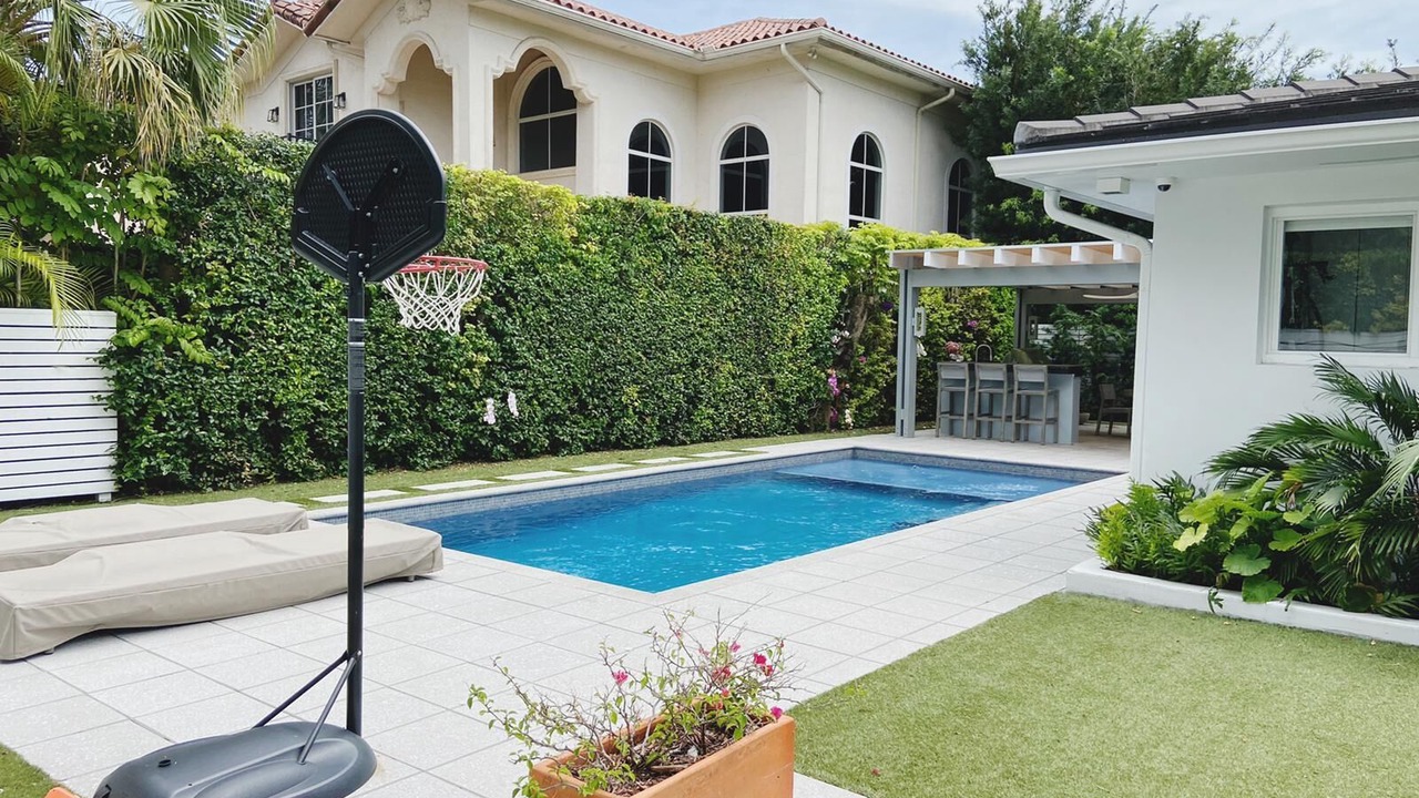 Photo of Outdoor in Coral Gables