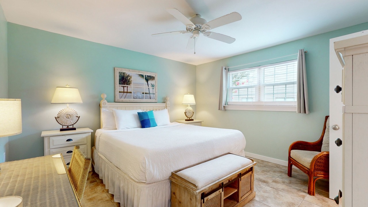 Photo of Bedroom in Miramar Beach