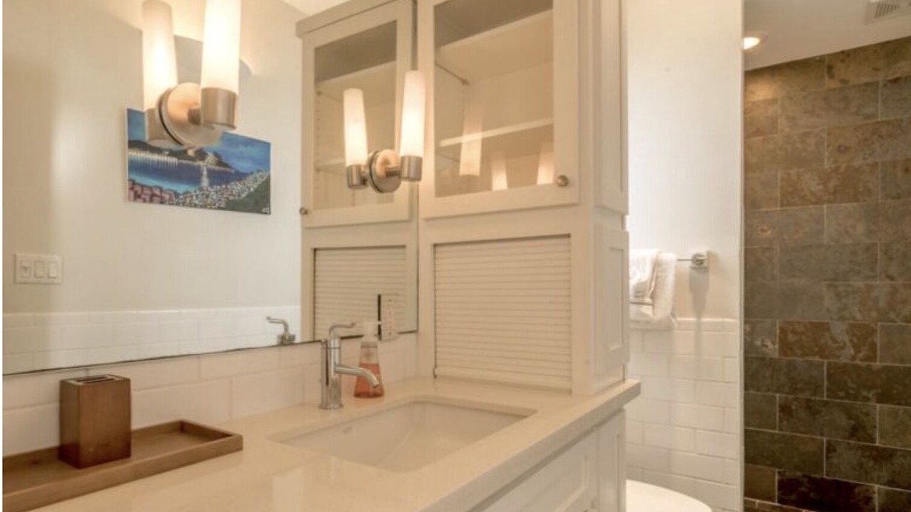 Photo of Bathroom in Old Town