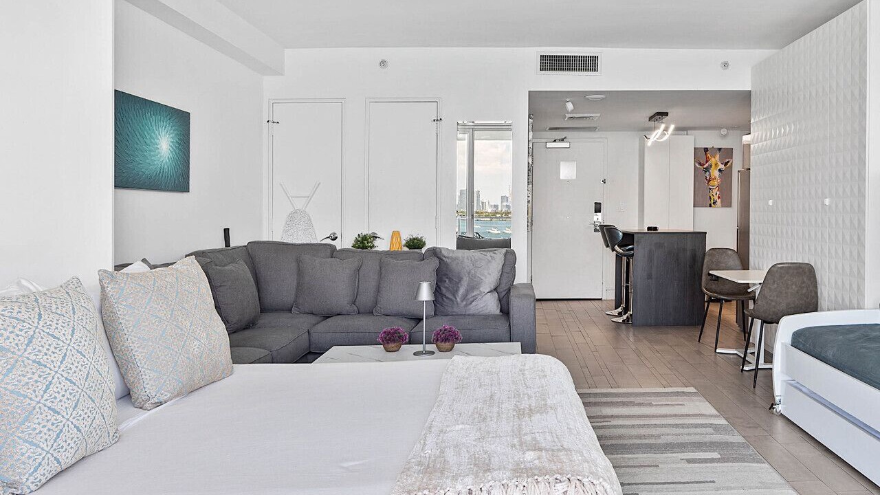 Photo of Bedroom in West Avenue