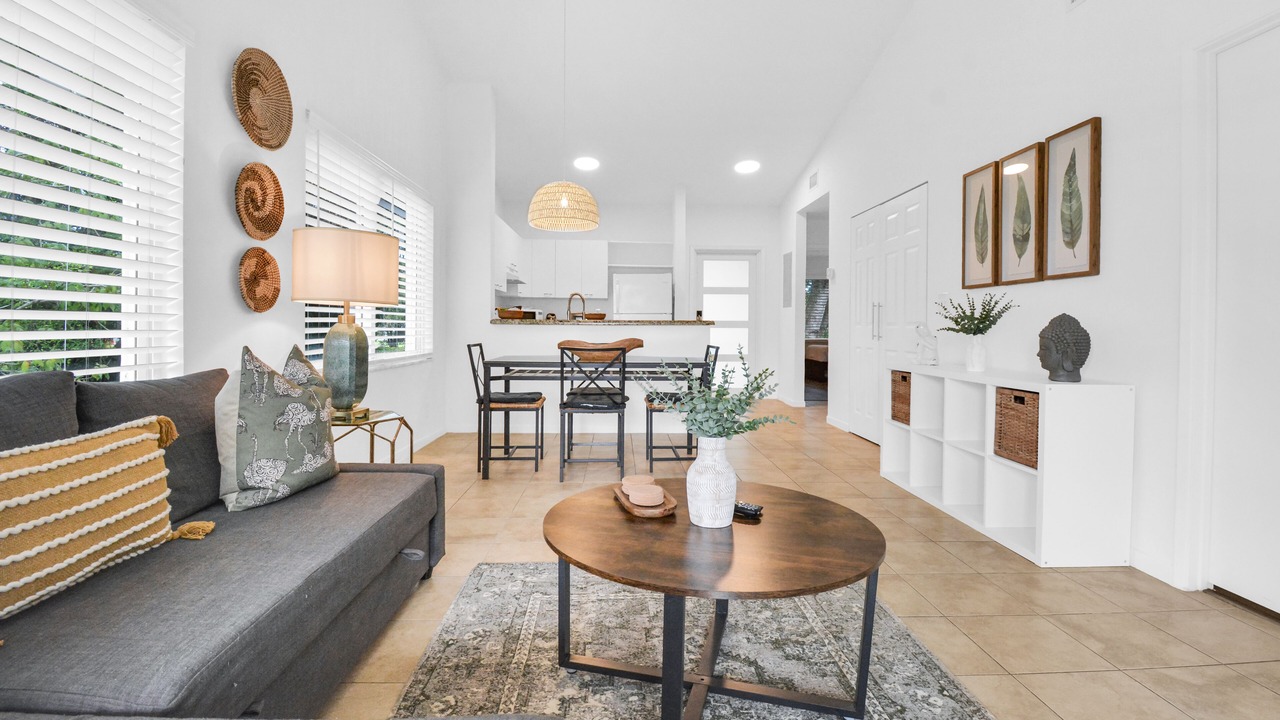 Photo of Livingroom in Boca Raton