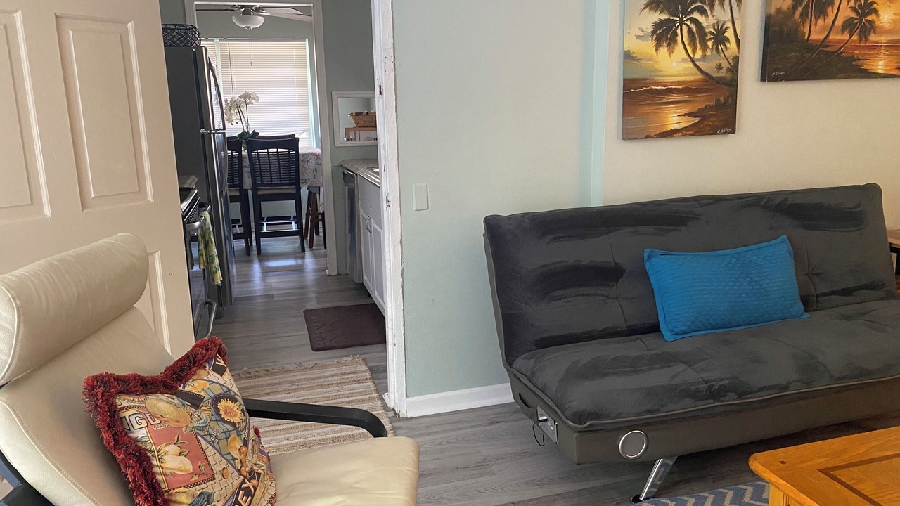 Photo of Livingroom in Lake Worth Corridor