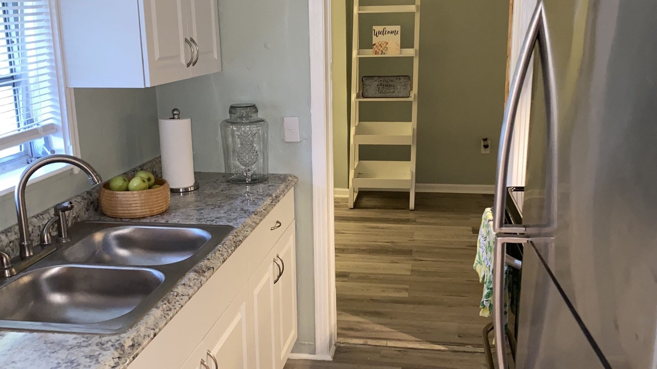 Photo of Bedroom in Lake Worth Corridor
