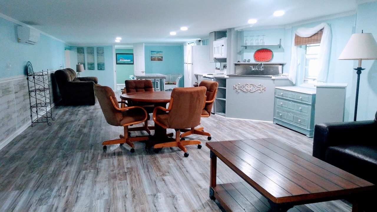 Photo of Livingroom in Gulf Harbors