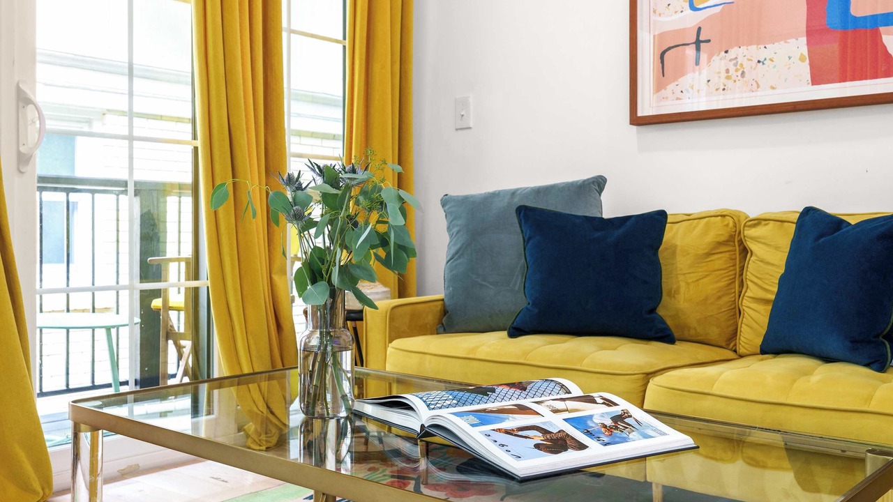 Photo of Livingroom in Midtown