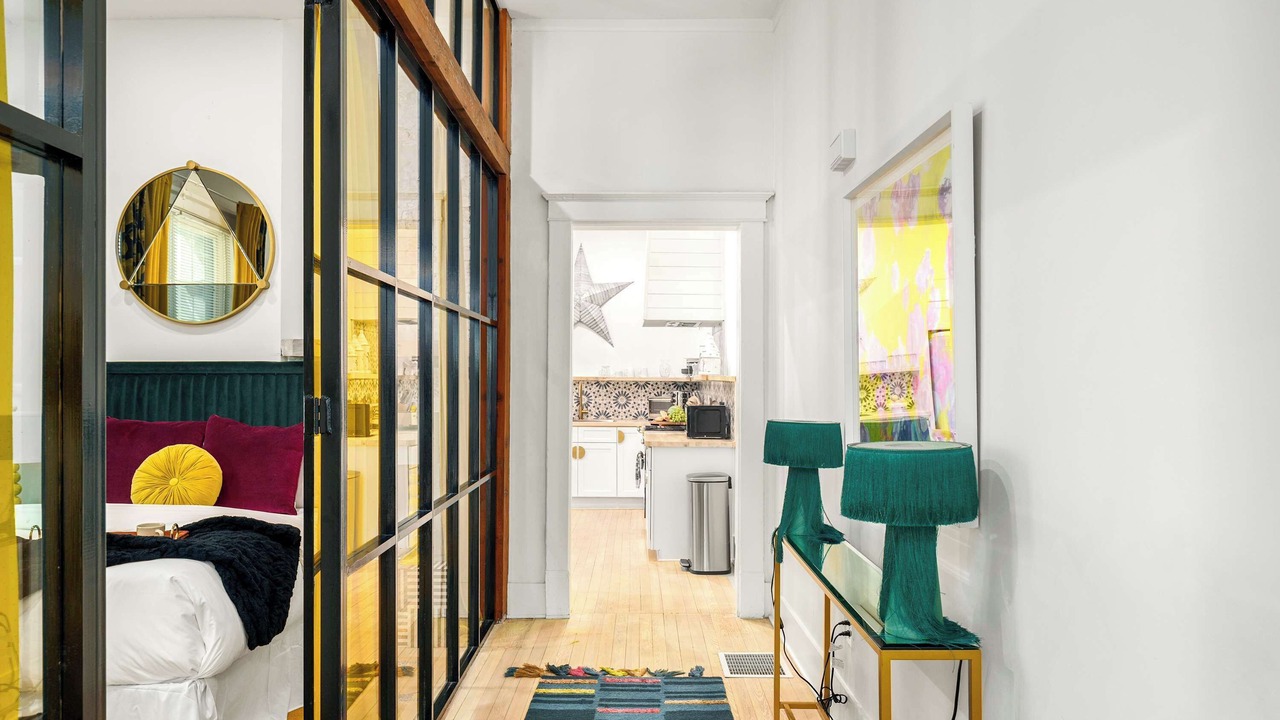 Photo of Bedroom in Midtown