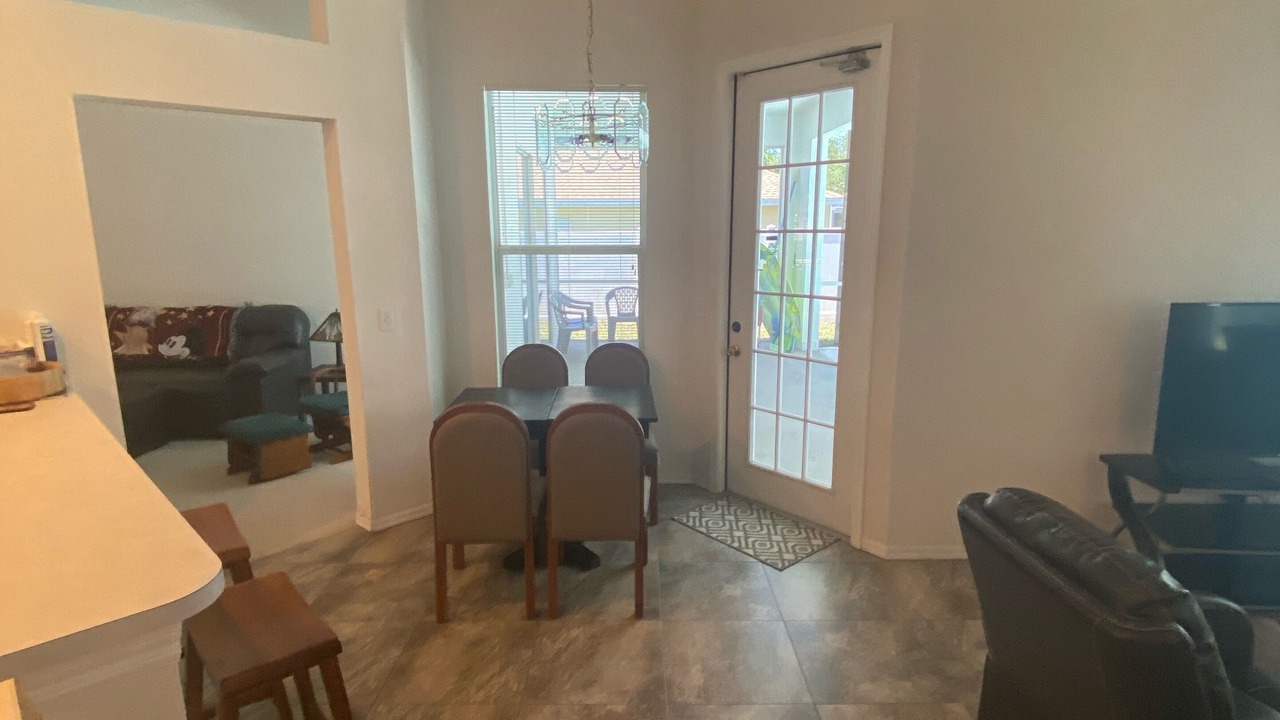 Photo of Livingroom in Plant City