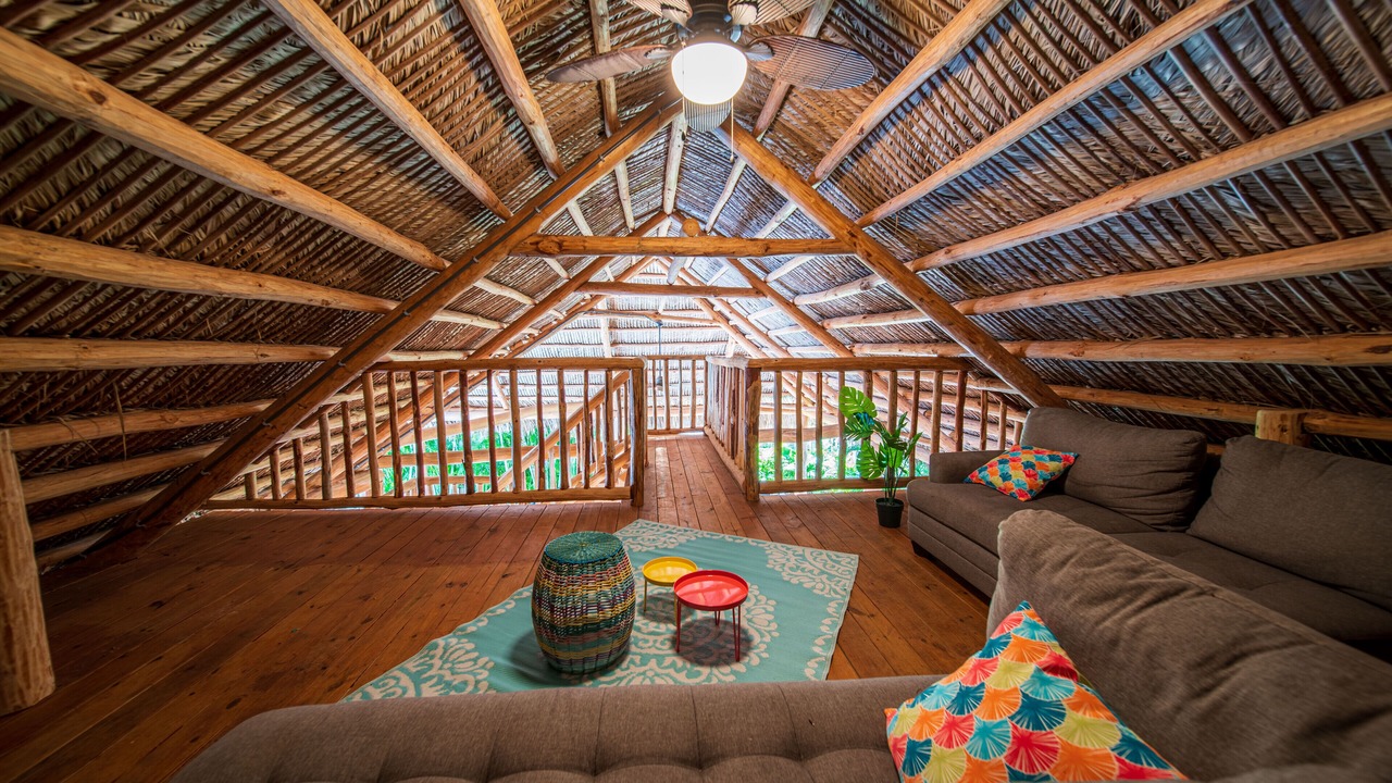 Photo of Livingroom in Tropic Palms