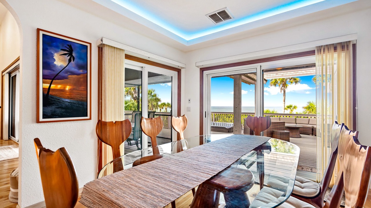 Photo of Livingroom in Safety Harbor Club