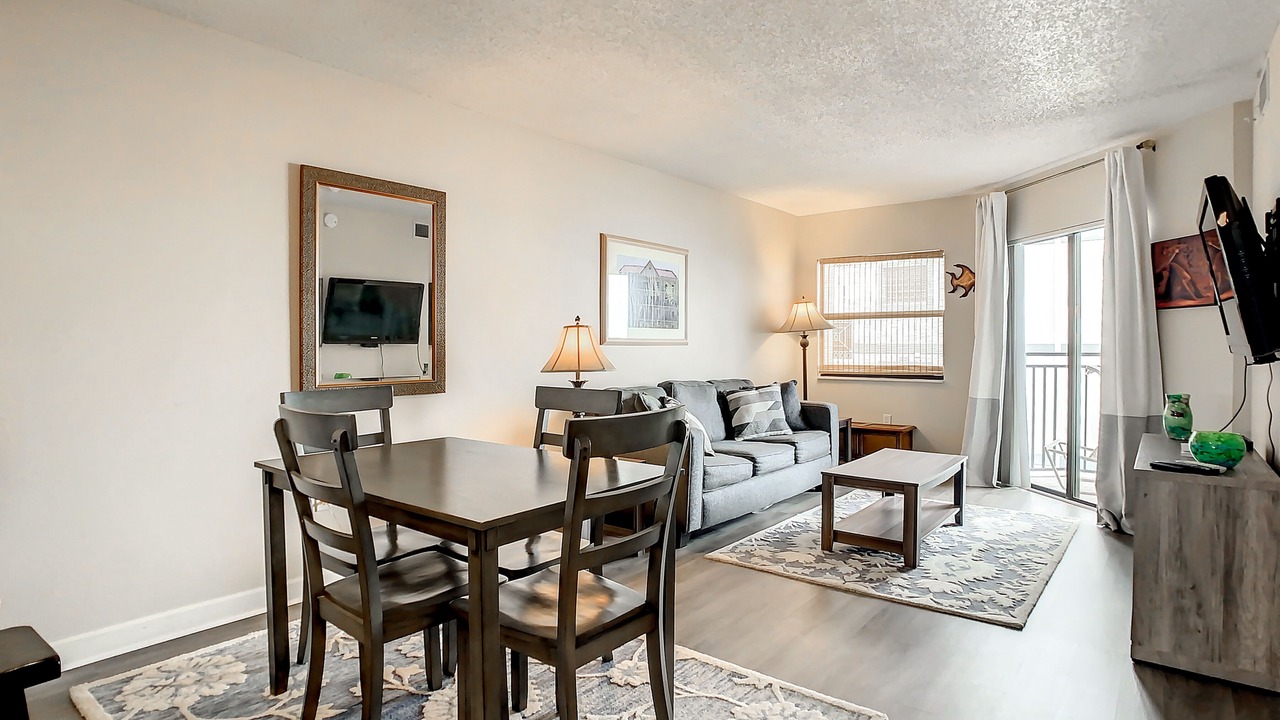 Photo of Livingroom in Belle Vista