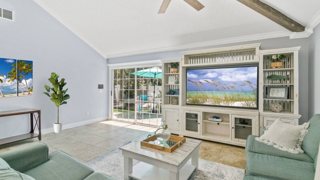 Photo of Bedroom in Jacksonville Beach