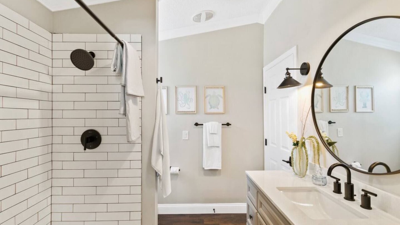 Photo of Bathroom in Jacksonville Beach