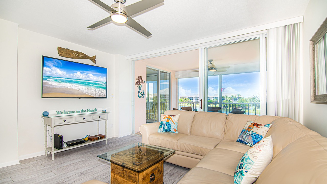 Photo of Bedroom in Jupiter Bay