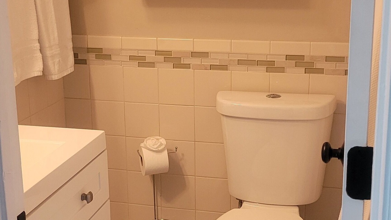 Photo of Bathroom in Naples Park