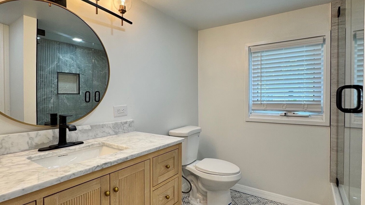 Photo of Bathroom in Longbeach Village
